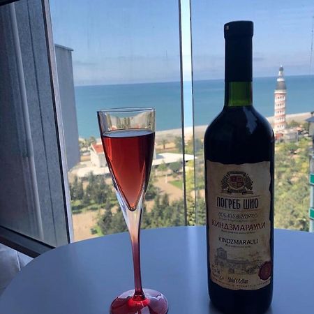 Appartamento Batumi Orbi Sea Tawer Esterno foto