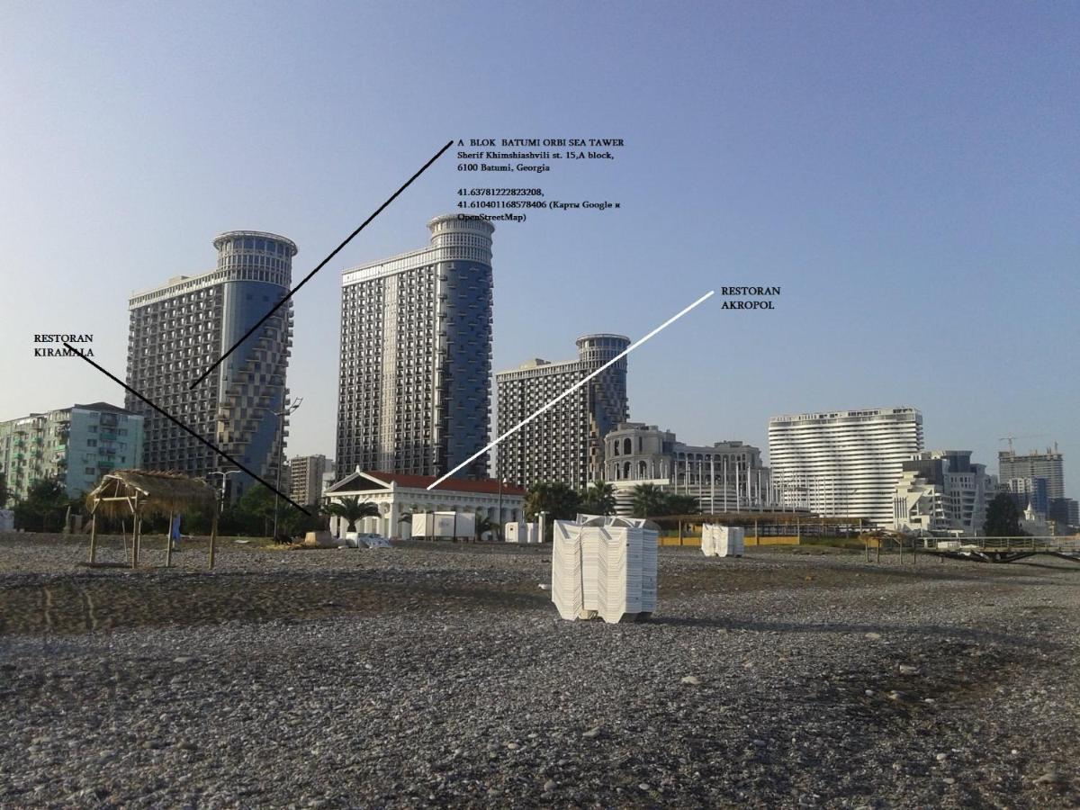 Appartamento Batumi Orbi Sea Tawer Esterno foto